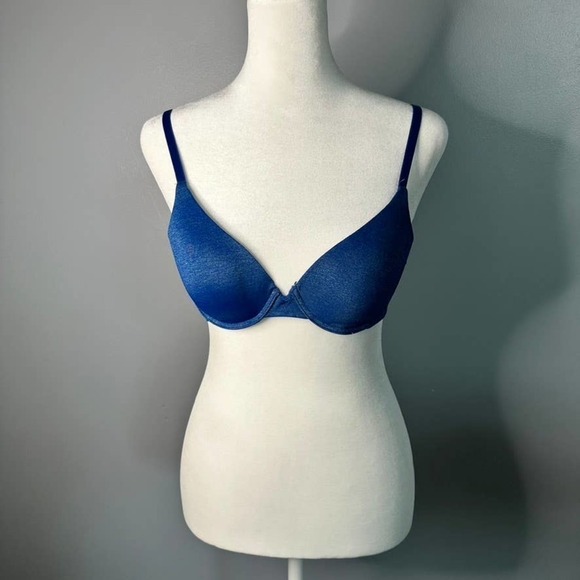 Victoria's Secret Uplift Semi Demi Size 32 C - Picture 2 of 9